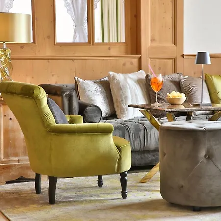 Noldis 4* סרפהאוס