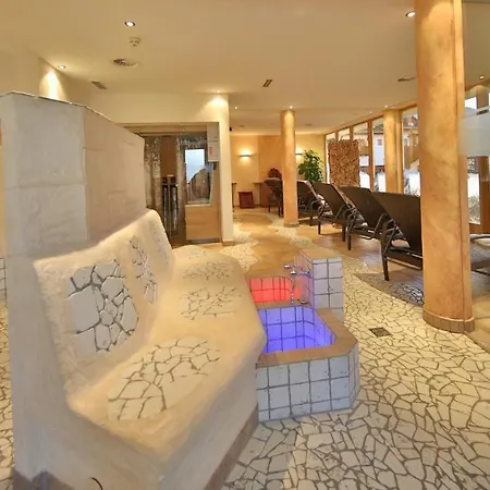 Noldis Hotel 4*