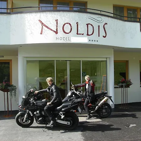 Noldis מלון
