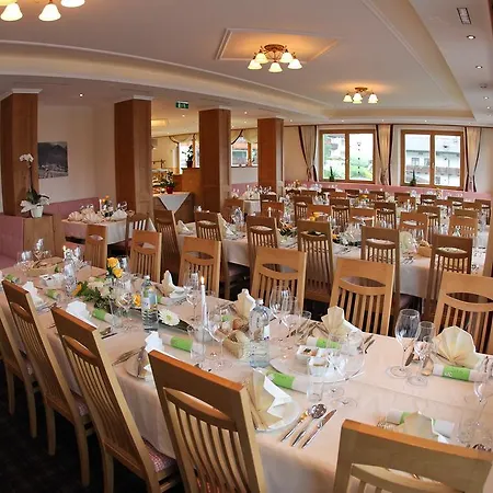 Noldis Hotel 4*